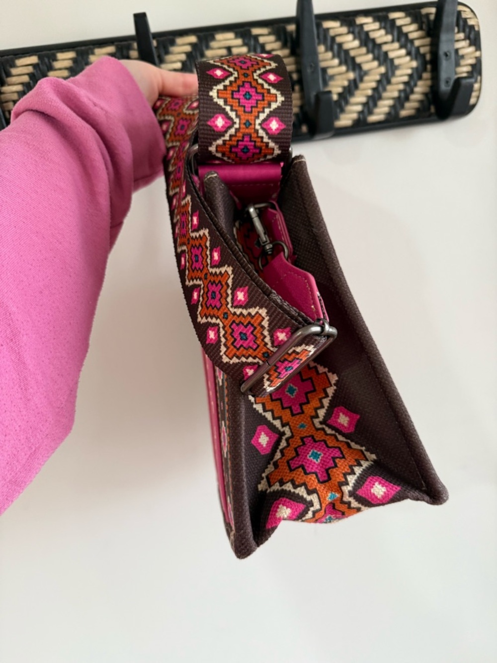 Wrangler Women's Southwestern Print Canvas Crossbody Tote Bag - Hot Pink/Brown - Picture 10 of 12